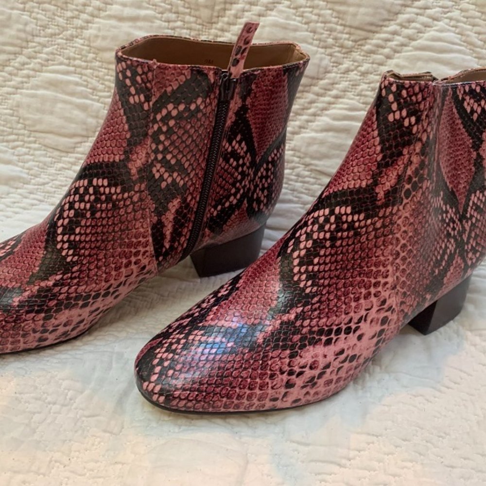 Anthropologie Pink Faux Snake Booties SZ 9